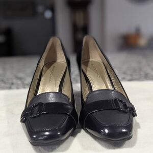 Franco Sarto Elegant Black Loafers